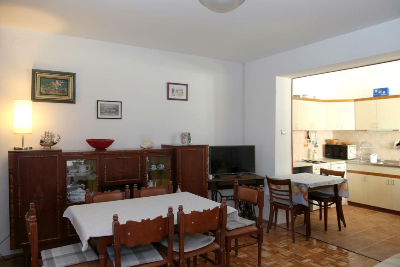 Seaside Apartment Tisno Exteriér fotografie