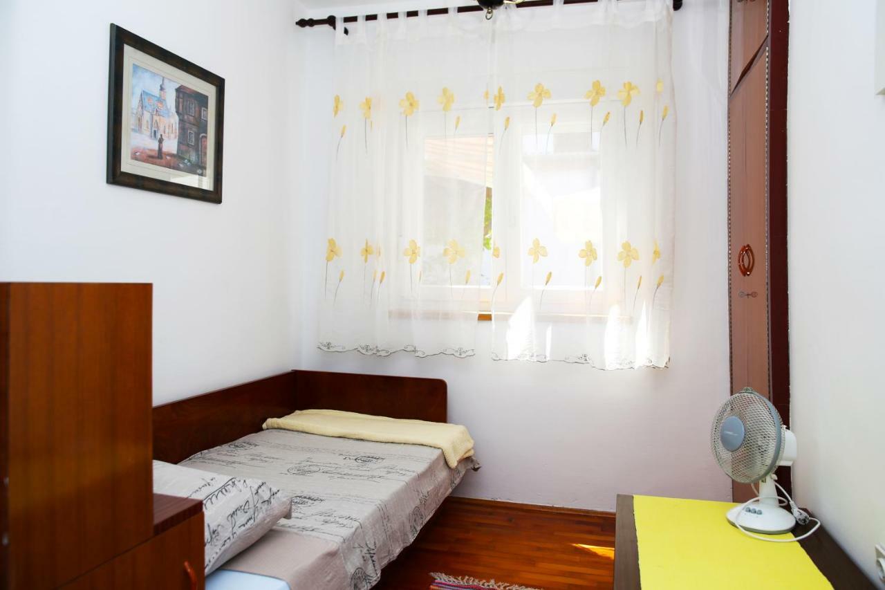 Seaside Apartment Tisno Exteriér fotografie